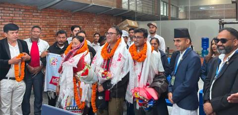 कान्समा जूरी प्राइज विजेता ’एलिफेन्ट्स इन द फग’ सरकारबाट पुरस्कृत हुने